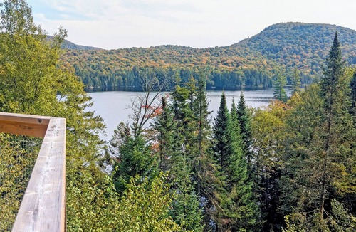 Saint-Faustin-Lac-Carre House | Treehouse #20 | The Rockhouse