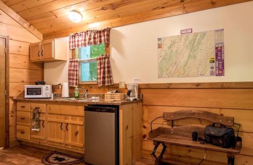 Allegheny Mountains House | Treehouse Cabin in Riverton, WV