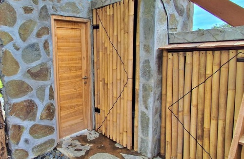 Kalisada Cabin | Treehouse Cabin w/Private Pool, Farm Views & Beach Access