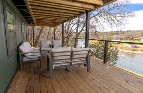 Graford House | Treehouse on PK Boat Dock Close to Rocker B