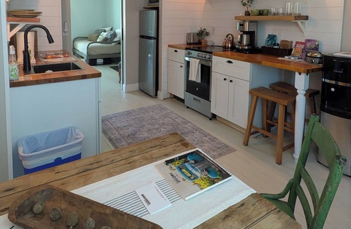 Treloar House | Treehouse on the Katy - Dogwood