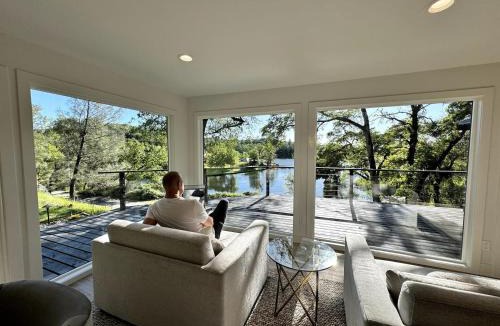 Auburn House | Treehouse Overlook at Lakewood