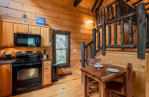 Topton Cabin | Treehouse- Pet Friendly, Luxury Log Cabin Rental on Creek, Fly-fishing, Hot Tub, Rafting-Nantahala NC