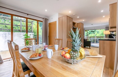 Perranporth Cabin | Treehouse Spa, Perranporth