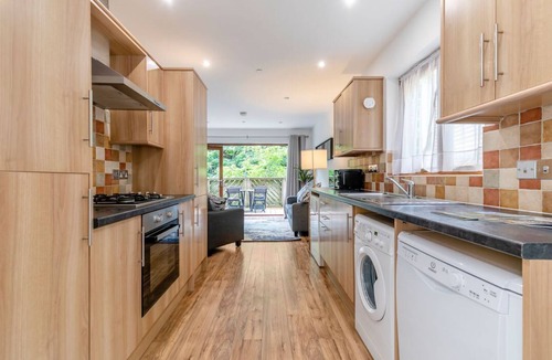 Perranporth Cabin | Treehouse Spa, Perranporth