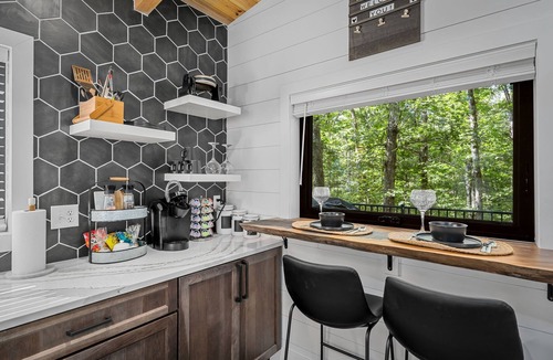 Treloar Cabin | Treehouse - Twilight