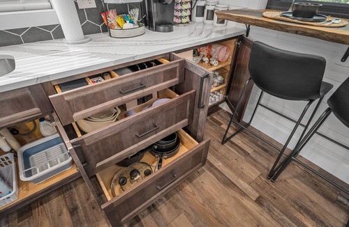 Treloar Cabin | Treehouse - Twilight