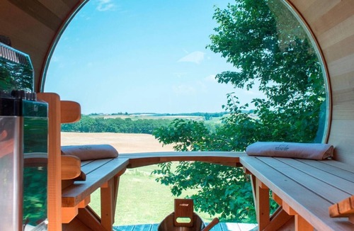 Seyches Cabin | Treehouse with Private Spa - Bois des Nauzes