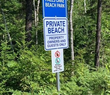 Smiths Corner House | Treeside Retreat with Hot tub