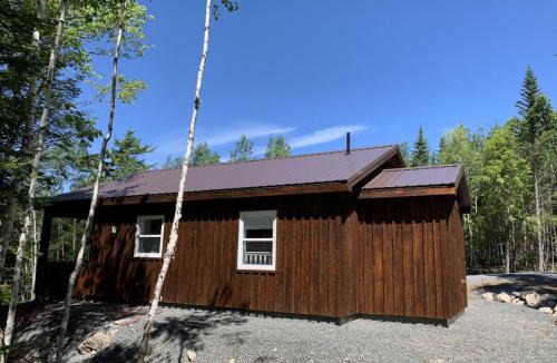 Smiths Corner House | Treeside Retreat with Hot tub