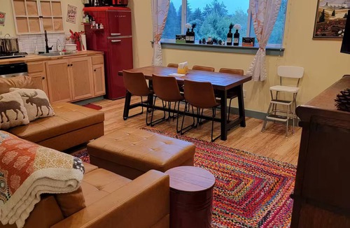 Bolton Cabin | Treetop Cabin