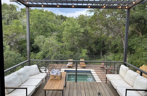 Apache Shores Villa | Treetop Modern Oasis Lakeway