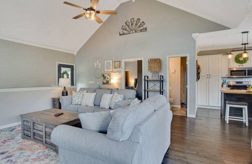Wildwood House | Treetop Retreat - Amazing Views, Hot Tub, Secluded