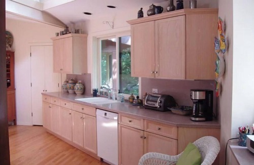 Guilford House | TREETOPS! A Reunion/Retreat/Event estate! JULY OPENINGS Seasonal POOL! Sleeps 12