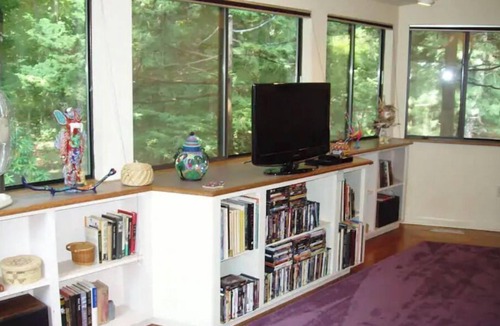 Guilford House | TREETOPS! A Reunion/Retreat/Event estate! JULY OPENINGS Seasonal POOL! Sleeps 12