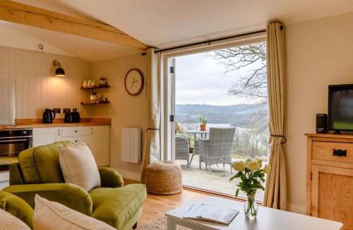 Wadhurst House | Treetops at Bewl Water