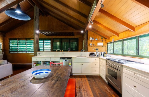 Bingil Bay House | TreeTops by the Sea