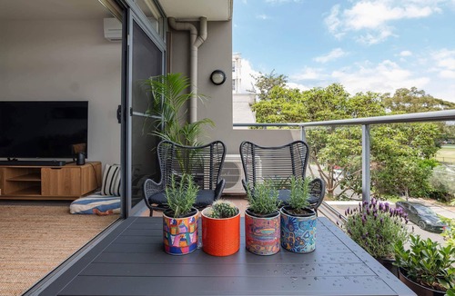 Camperdown Apartment | Treetops Camperdown, Inner City Bliss w Parking