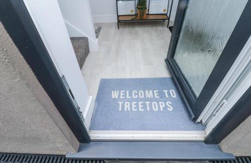 Newton Poppleford House | Treetops