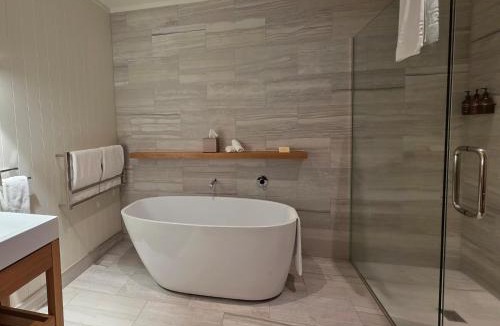 Horohoro Resort | Treetops Lodge & Estate