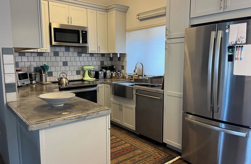 Taos Ski Valley House | Treetops! Newly Remodeled Ski Valley Cabin
