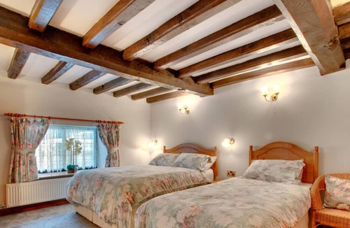 Kingswood House | Tref y Nant in the beautiful Welshpool