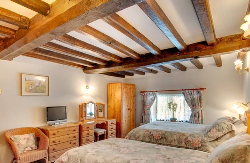 Kingswood House | Tref y Nant in the beautiful Welshpool