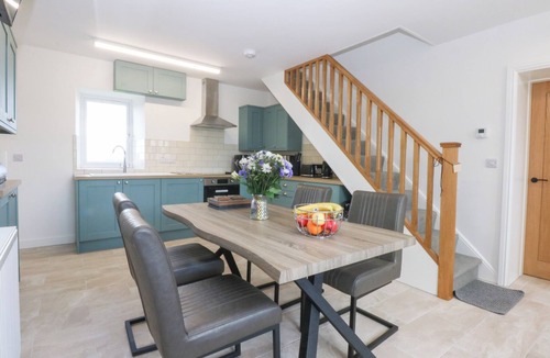 Menai Bridge Cottage | TREFOR GANOL, pet friendly, with open fire in Pentraeth