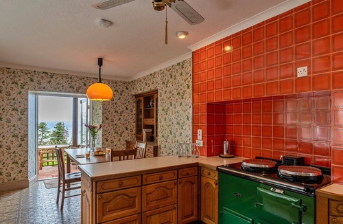 Coverack Ski Chalet | Tregatreath