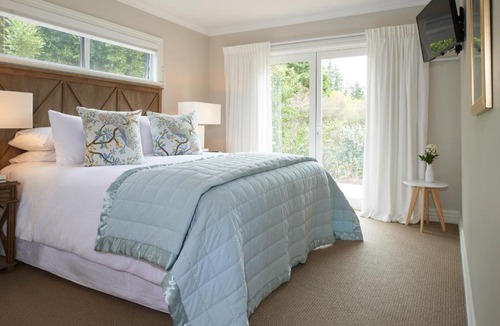 Kerikeri Bed & Breakfast | Treghan Luxury Lodge