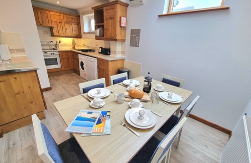 Newquay Villa | Tregurrian Villas