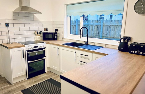 Saint Gennys Cottage | Trelawne