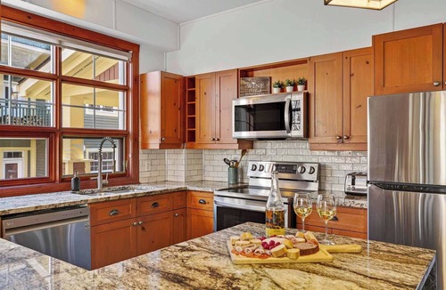 Tremblant-Les-Eaux Condo | Tremblant Les Eaux B 203-3 - Mont-Tremblant