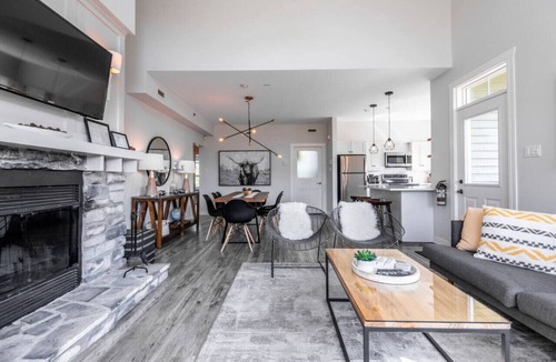 Mont-Tremblant Apartment | Tremblant Prestige - Les Eaux 227-3