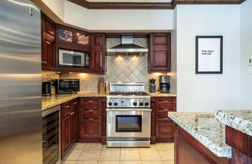 Mont-Tremblant Pedestrian Village Condo | Tremblant Prestige - Bondurant 95-15