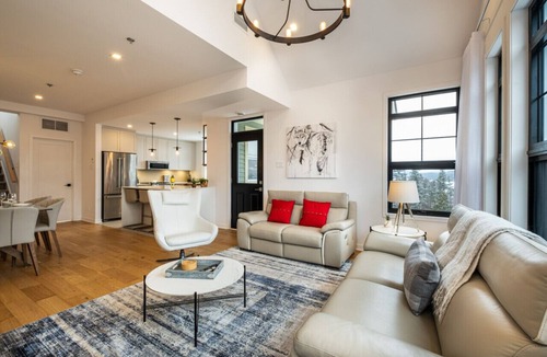 Tremblant-Les-Eaux Apartment | Tremblant Prestige - Les Eaux 215-8