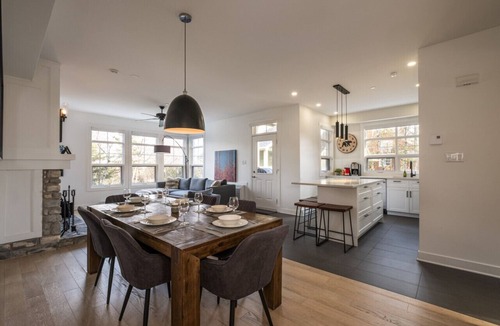 Tremblant-Les-Eaux Condo | Tremblant Prestige - Les Eaux 233-2