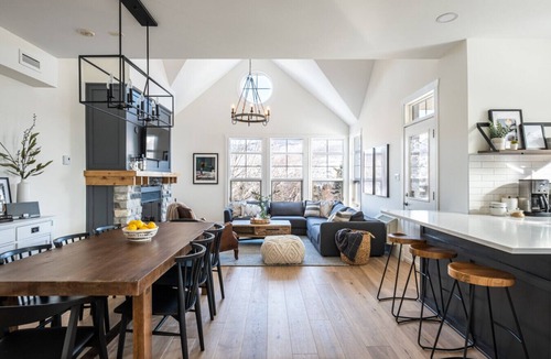 Tremblant-Les-Eaux Apartment | Tremblant Prestige - Les Eaux 233-3