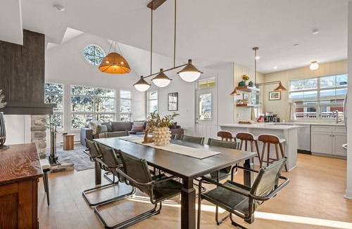 Tremblant-Les-Eaux Condo | Tremblant Prestige - Les Eaux 221-3