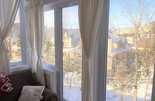 Mont-Tremblant Pedestrian Village Condo | Tremblant Ski-in, Ski-out Condo for Rent