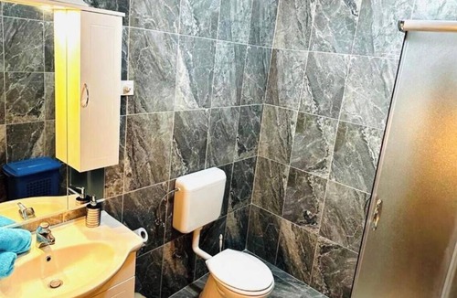 Vodice Hotel | Tremendous 2-bedroom Apartment with AC in tranquil Vodice