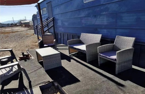 Bombay Beach Cottage | Tremendous 2-bedroom cottage with AC in charming Bombay