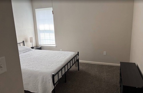 Cleveland House | Tremendous 3-bedroom house with AC in friendly Cleveland. 275