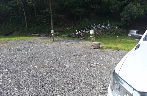 Cedarville RV Rental | Tremendous camp site in Glenville perfect for outdoor .55 acres of woods. W