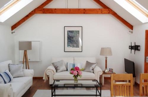 Stenalees House | Tremodrett House Barn