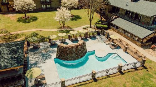 Townsend Hotel | Tremont Lodge & Resort