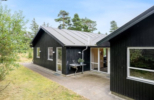 Mosevra House | "Trena" - 1.2km to the fjord by Interhome