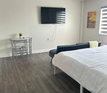 Gadsden Apartment | Trendy Apt In Gadsden AL