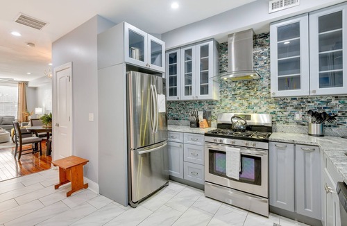 Highlandtown House | Trendy Baltimore Townhome: 2 Mi to Downtown!