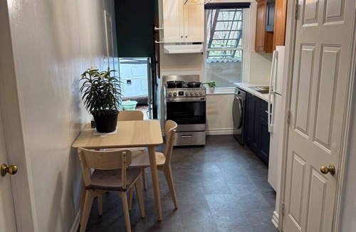 The Beaches House | Trendy Dixon Toronto Escape | Close to the Beach